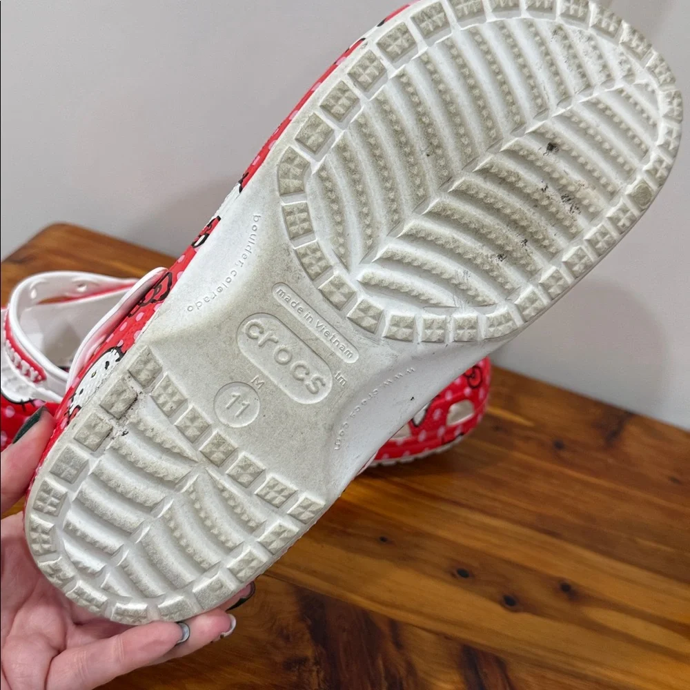 Crocs Hello Kitty Red & White Clogs - Picture 5 of 6